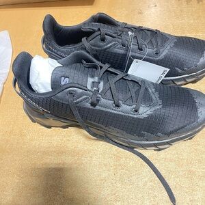 Salomon Alphacross 4 Black Trail Shoes